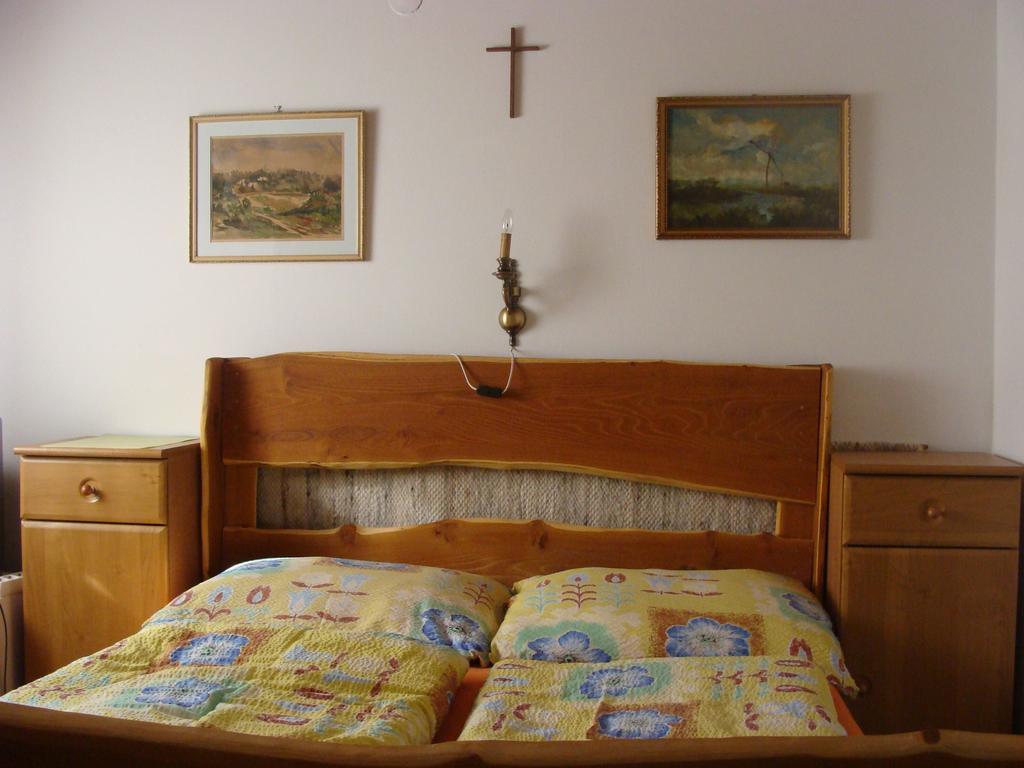 Andras Nadfedeles Vendeghaz Hotel ตีฮานี ภายนอก รูปภาพ